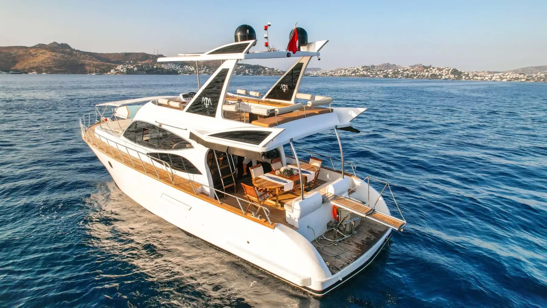 Atabora Motor Yacht