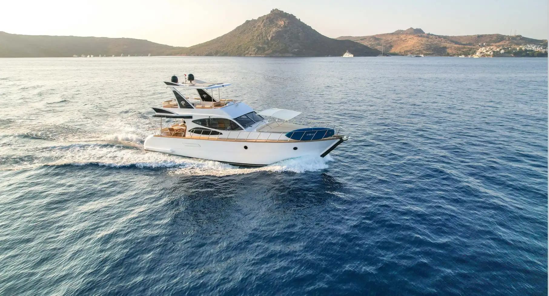 Atabora Motor Yacht 4