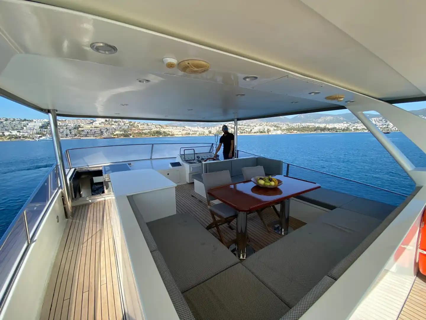 Bona Dea Motor Yacht 4