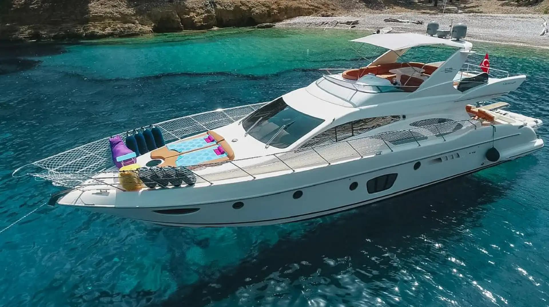 Efe 01 Motor Yacht
