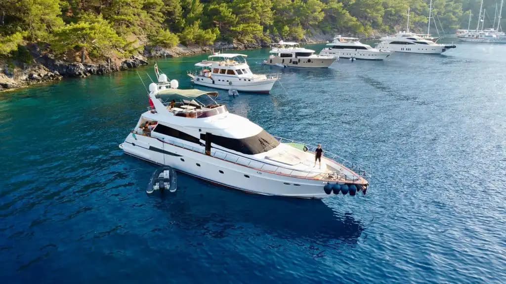 Series 1 Motor Yacht 2