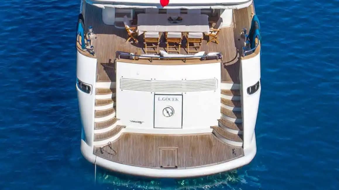 Sunref Motor Yacht 4
