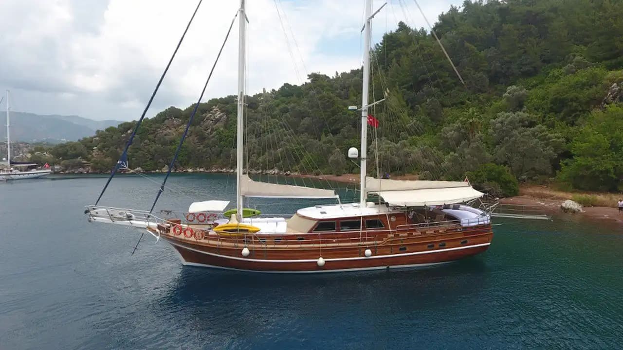 Yüce Bey Gulet
