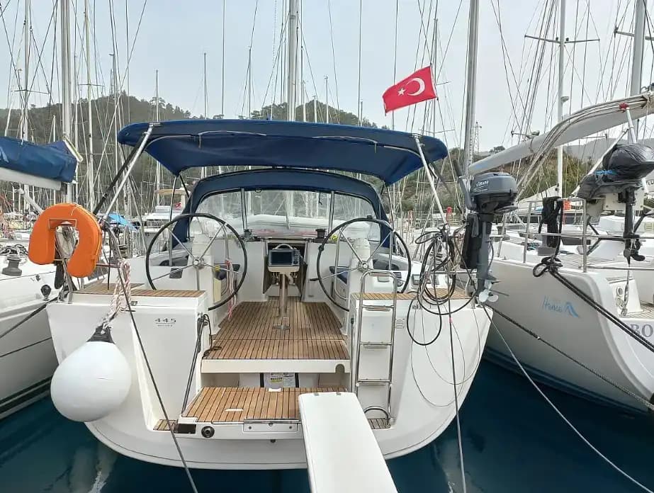 Ambiente V - Dufour 445 GL Yelkenli