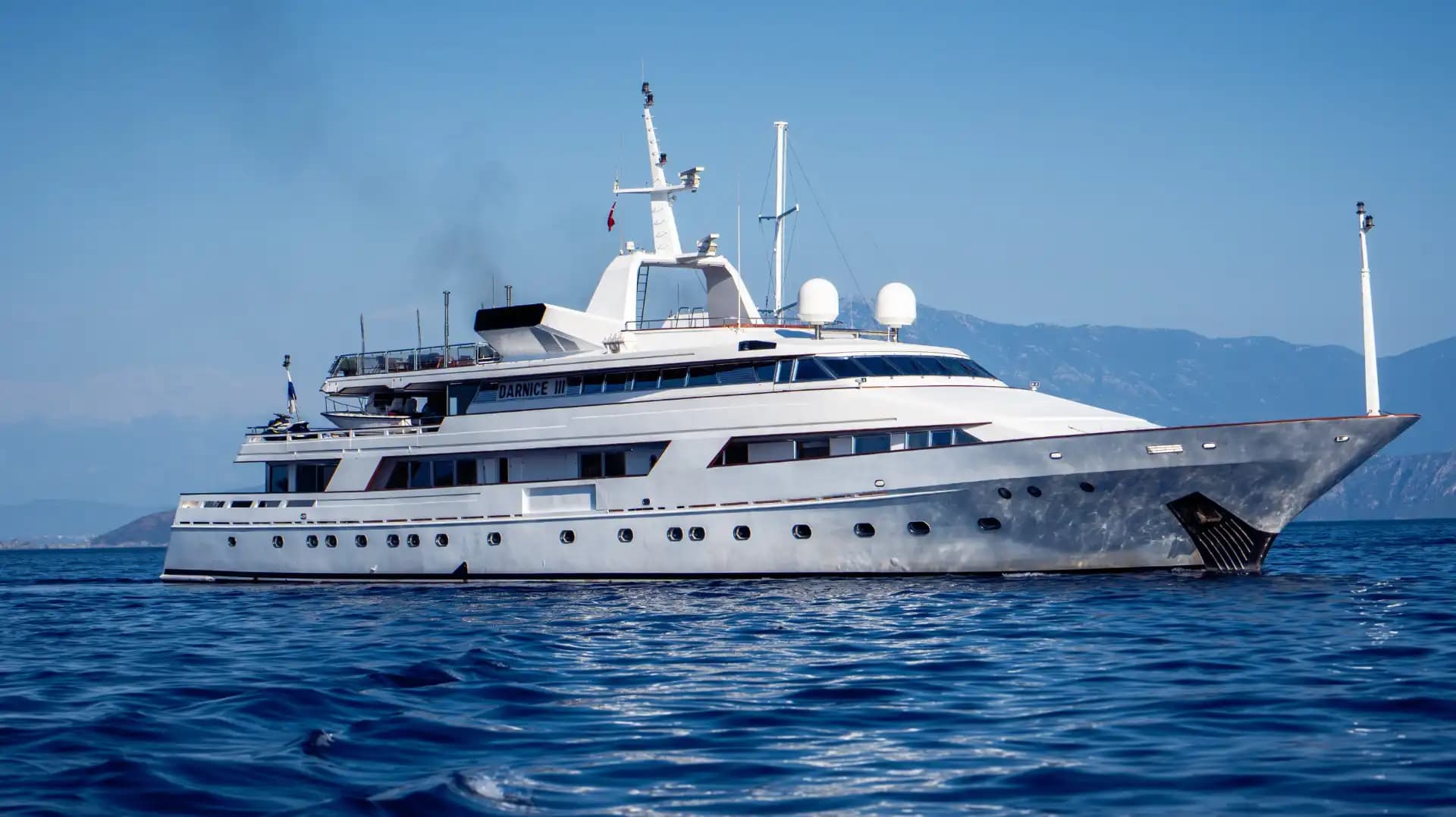 Darnice III Motoryat 4
