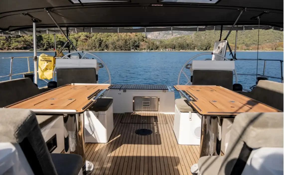 The El Prezidente Sailing Boat 3