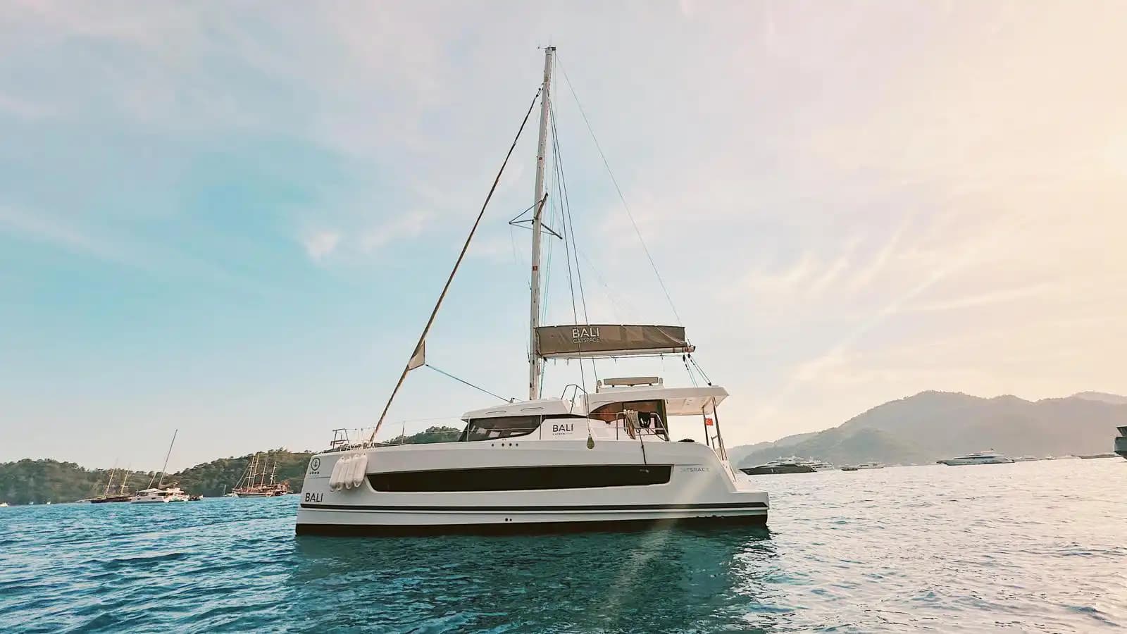 Jomo Catamaran 2