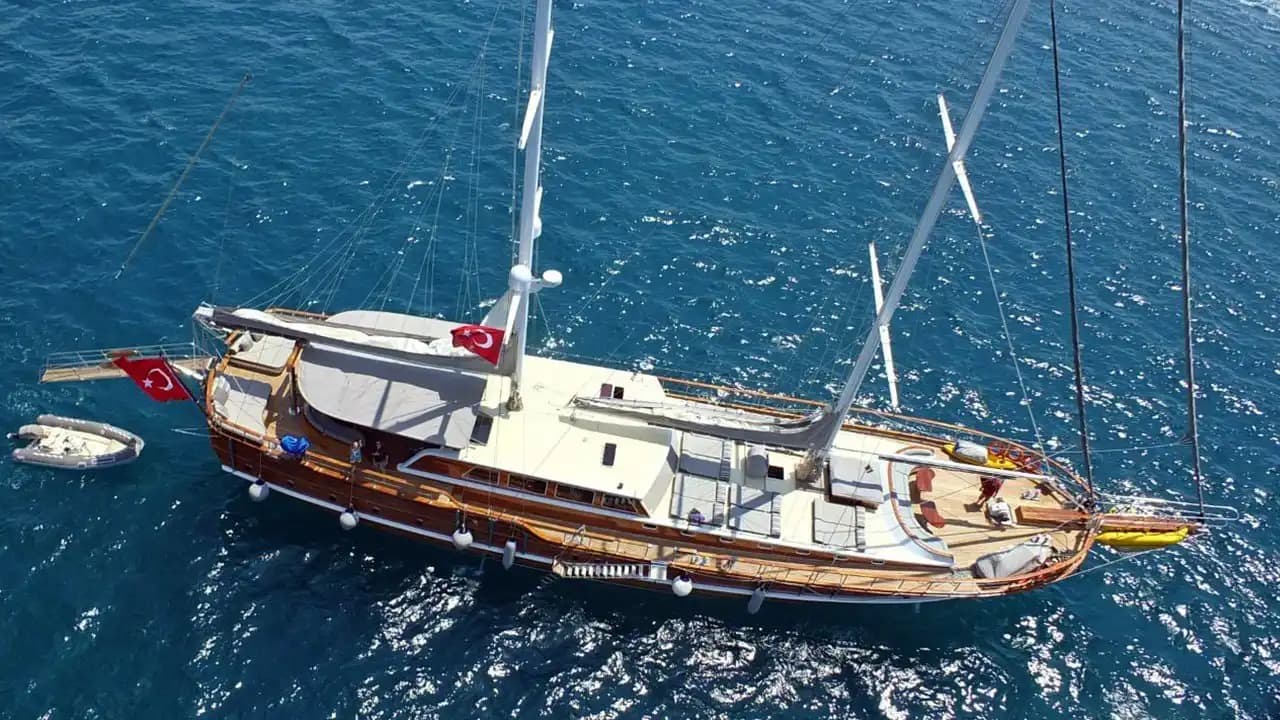 Captain Mehmet Buğra Gulet 4