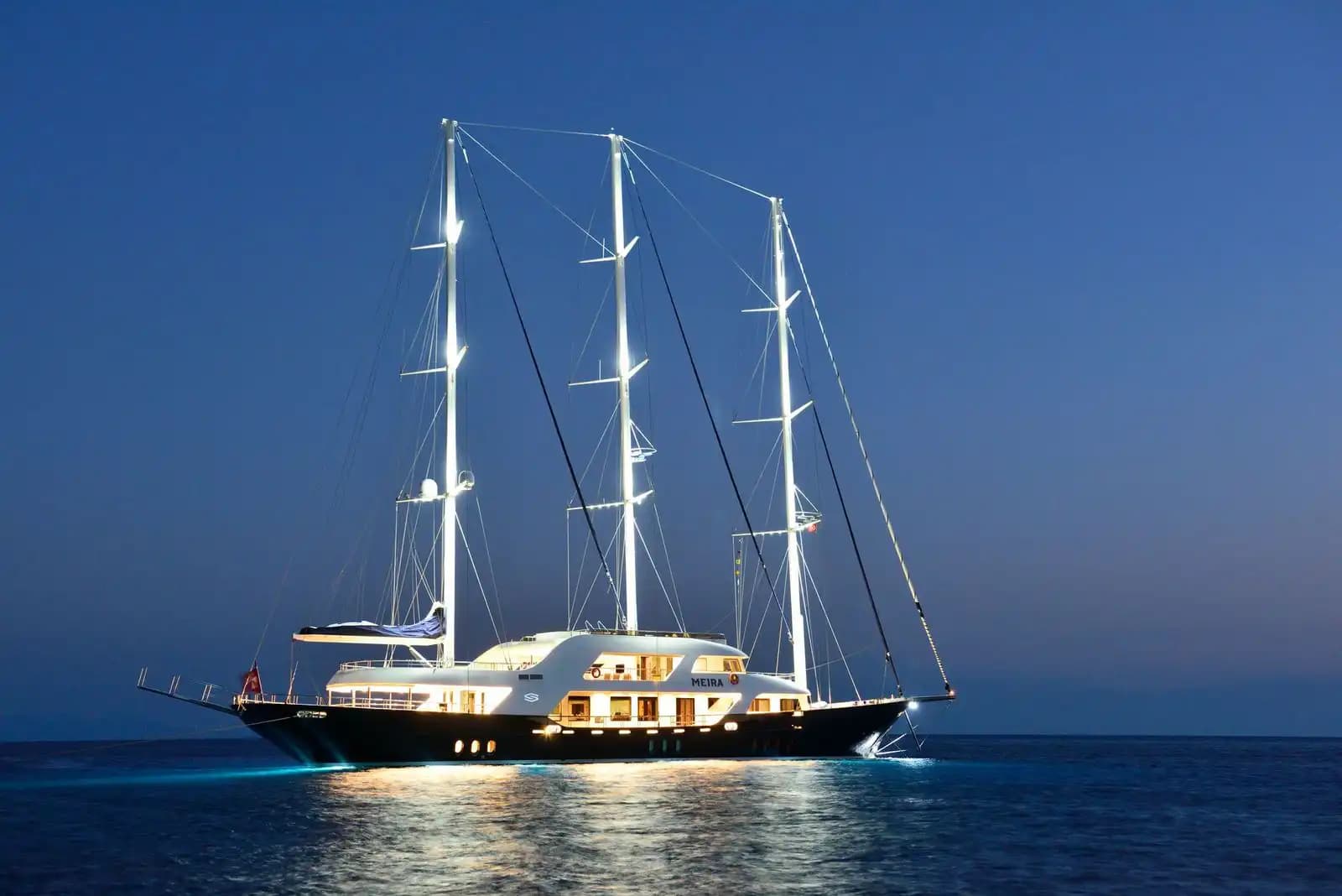 Meira Sailing Boat