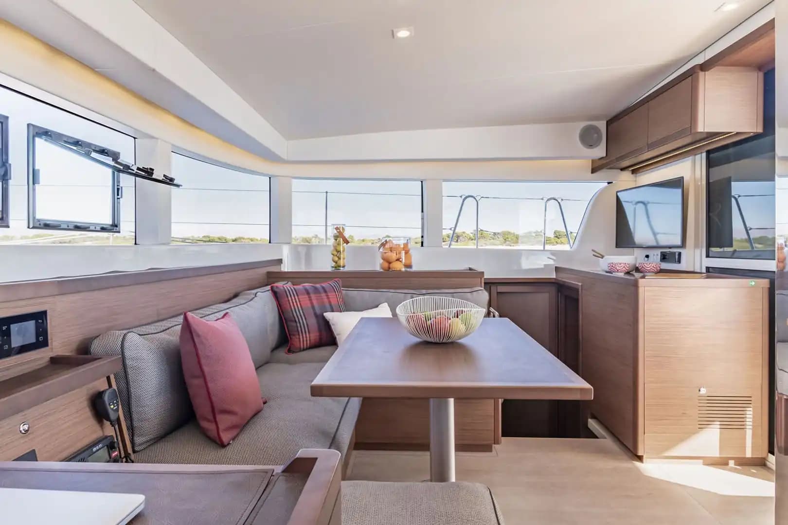 Mithra Catamaran 3