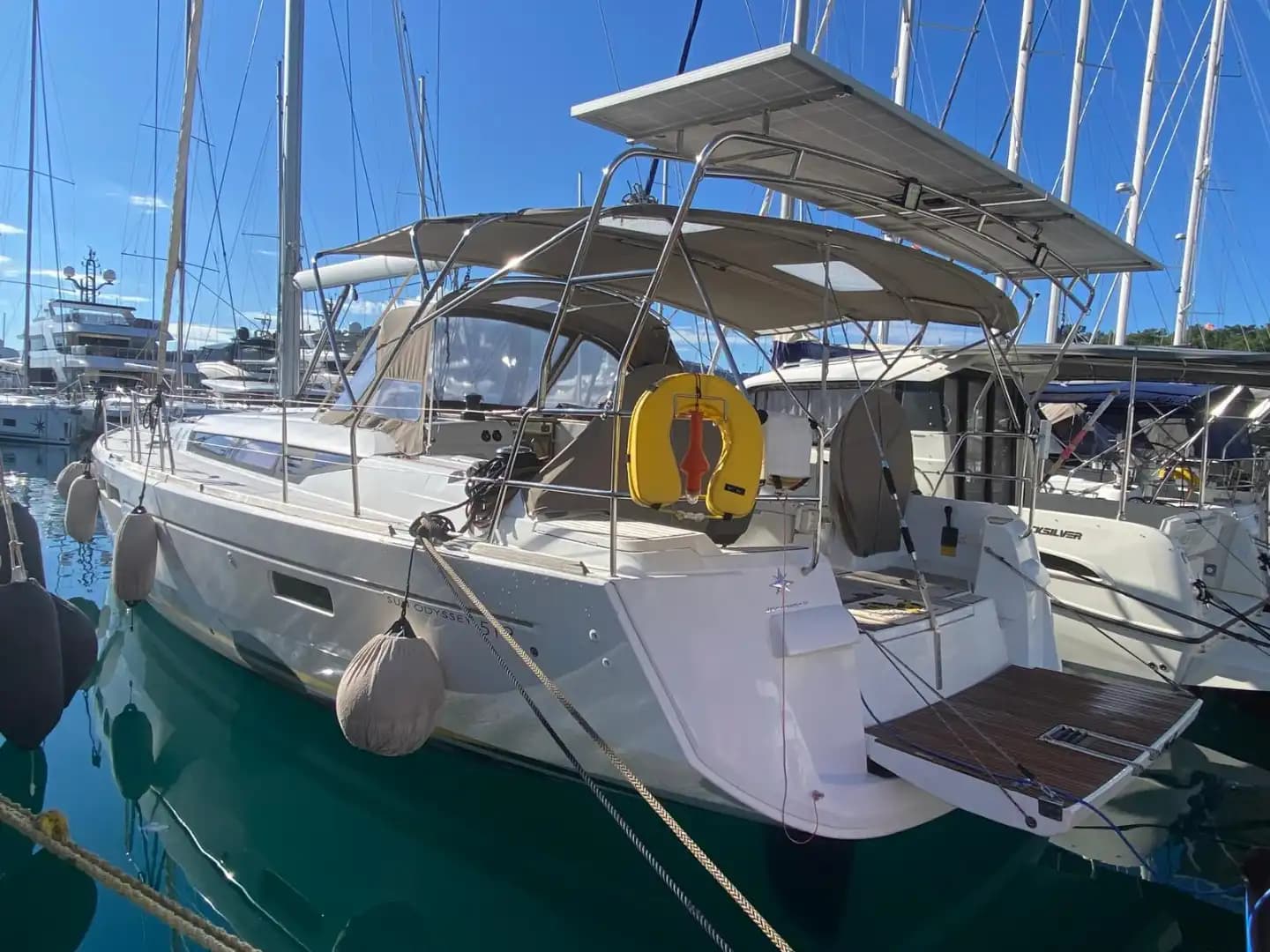 Sabina L Sailing Boat 4